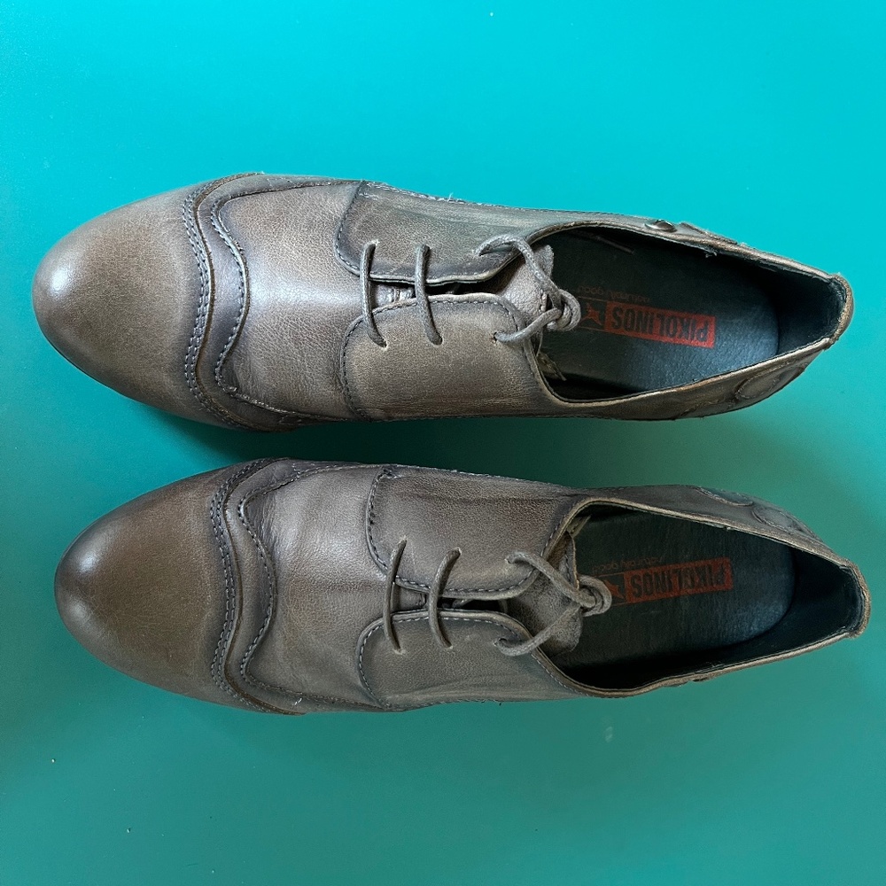 Beautiful Pikolinos Grey Leather Booties Size 37